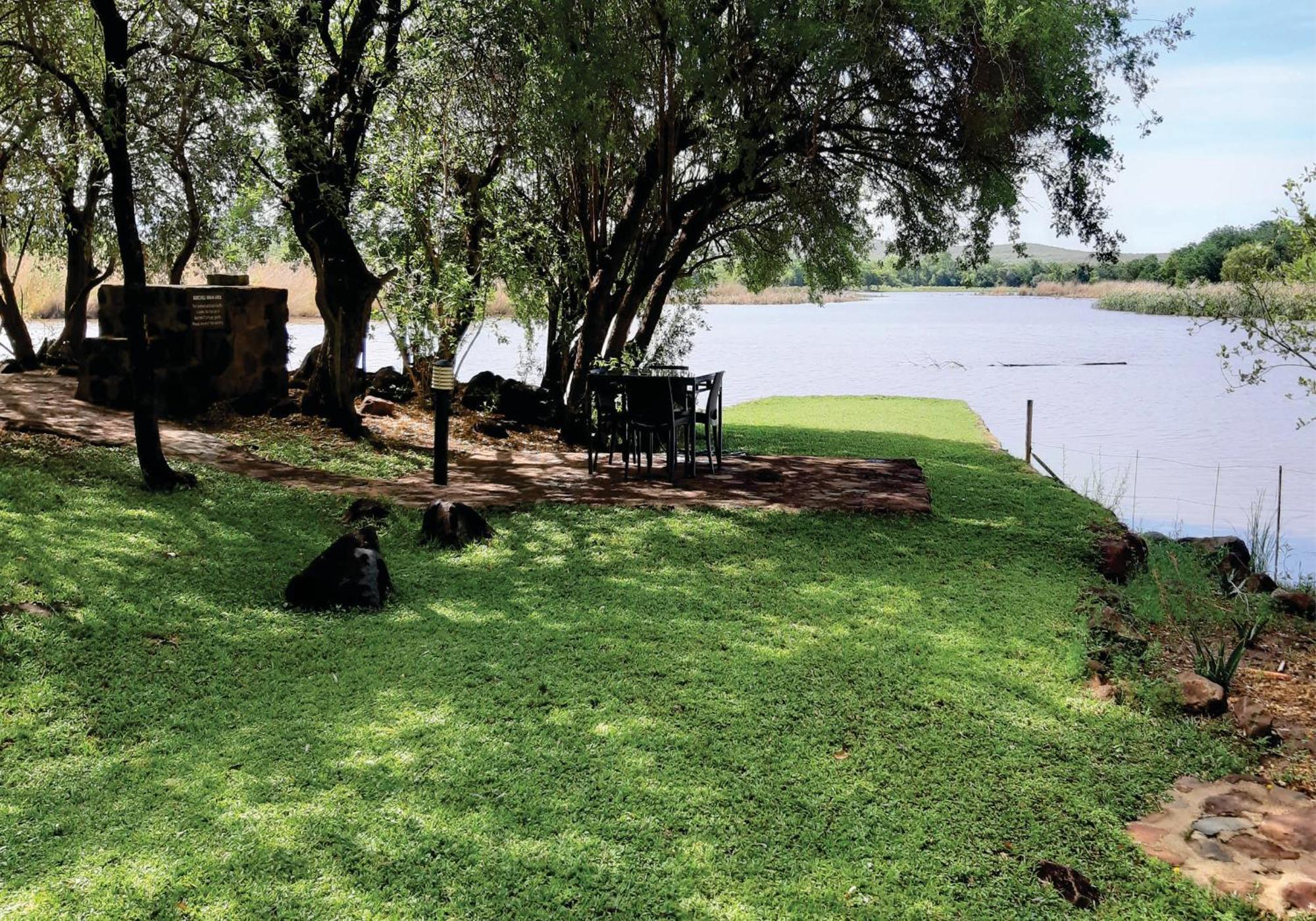 Waterside Cottages Gaborone Eksteriør billede